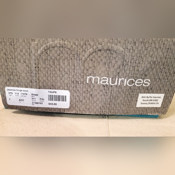 Maurices-Jasmine Fringe Bootie Taupe sz. 7 - Picture 6 of 7